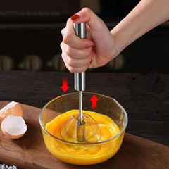 Batedor culinário manual